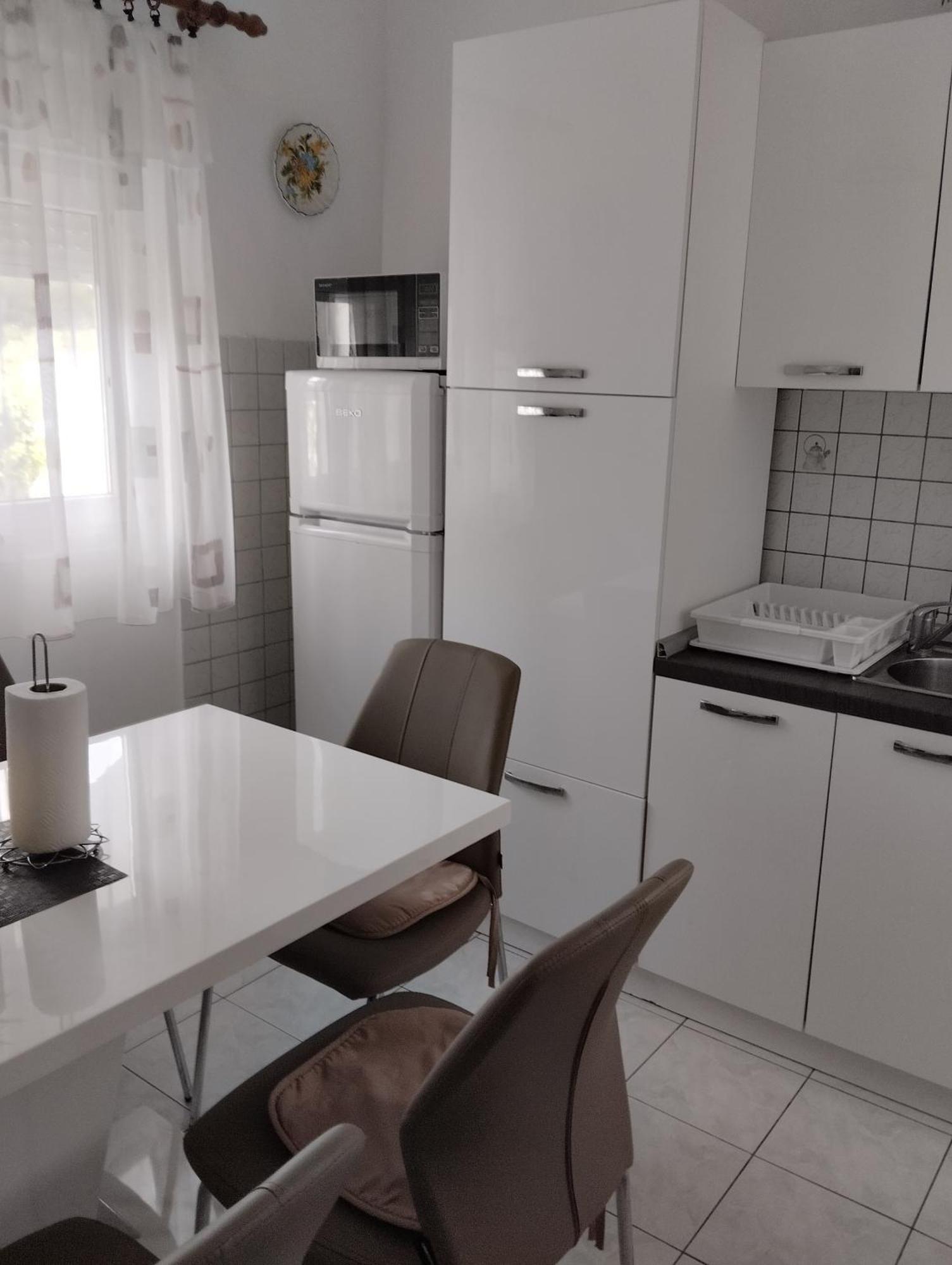 6 M, 50 M Do Plaze Apartamento Barbat na Rabu Exterior foto