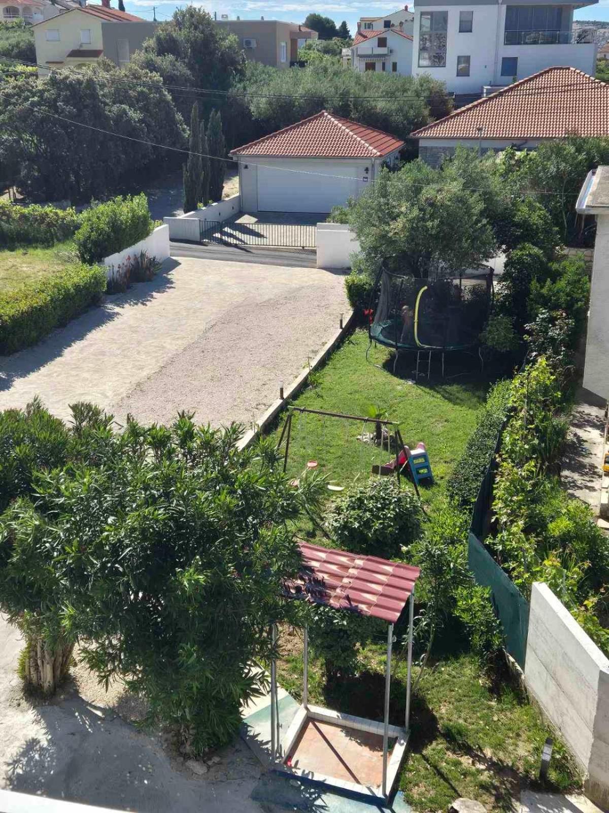 6 M, 50 M Do Plaze Apartamento Barbat na Rabu Exterior foto